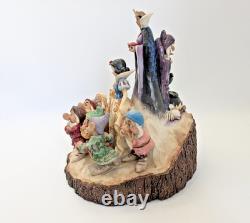 Figurine Disney Traditions Showcase Blanche-Neige, celle qui a tout commencé