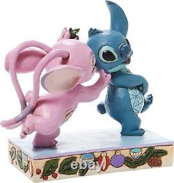 Figurine Enesco Disney Traditions Ange et Stitch sous le gui