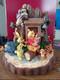 Figurine Enesco Disney Traditions Winnie L&rsquo;ourson Et Ses Amis De La For&ecirc;t Des R&ecirc;ves Bleus 6010879