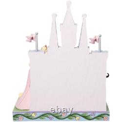 Figurine Enesco Disney Traditions par Jim Shore Groupe de Princesses Devant le Château