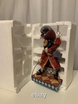 Figurine Enesco Jim Shore Disney Traditions Capitaine Crochet M. Smee Attention