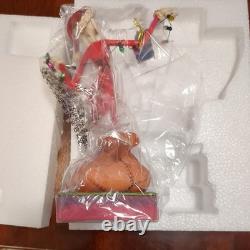 Figurine Jim Shore Disney Traditions NBC Enveloppée Dans Noël Neuve Dans Sa Boîte