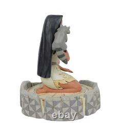 Figurine Pocahontas à genoux en bois blanc de Disney Traditions par Jim Shore 7