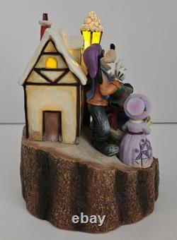 Figurine de Noël en relief Disney Jim Shore chantant l'harmonie de cœur Mickey Minnie