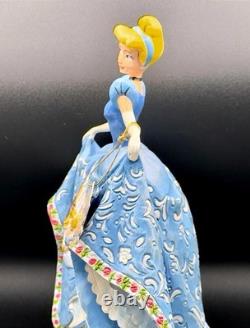 Figurine de la Tradition Disney Cendrillon et Prince Valse Romantique Jim Shore Enesco