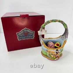 Figurine de panier de Pâques Blanche-Neige Disney Jim Shore, le conte qui a tout commencé