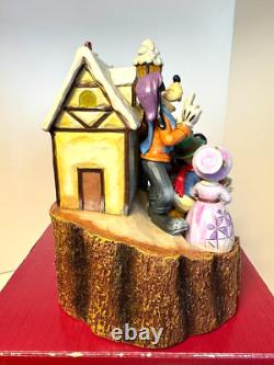 Figurine lumineuse de Noël Holiday Harmony de Jim Shore - Traditions Disney