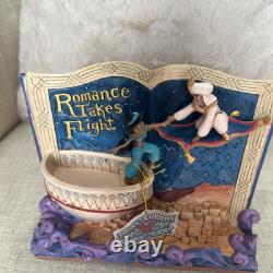 Jim Shore Disney Traditions Enesco Romance Prend Son Envol Figurine Livre d'Histoire Aladdin