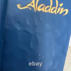 Jim Shore Disney Traditions Enesco Romance Prend Son Envol Figurine Livre d'Histoire Aladdin