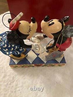 Jim Shore Disney Traditions Mickey Mouse & Minnie Smooch Pour Mon Chéri SIGNÉ