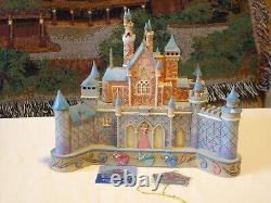 Jim Shore Disney Traditions True Love's Castle #4011140 ENESCO La Belle au bois dormant