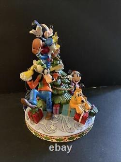 Jim Shore Disney Traditions'merry Tree Trimming' Noël Décorer 6008979