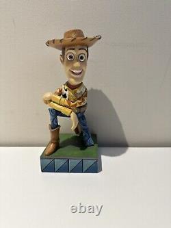 Jim Shore Enesco Disney Traditions Woody Toy Story Howdy Partner Rare Figurine <br/>
<br/> Traditions Disney Enesco de Jim Shore Woody Toy Story Howdy Partner Figurine Rare