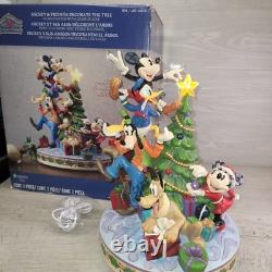 Jim Shore Les Fab Five décorant le sapin de Noël, figurine illuminée, neuf en boîte, neuf