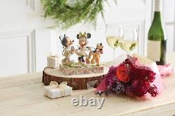 Jim Shore Traditions Disney Mickey et Minnie Mouse en promenade dans la forêt blanche