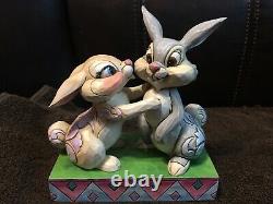 Jim Shore Twitterpation Thumper & Miss Bunny Figurine Disney Traditions-nouveau
