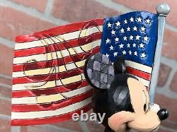 Jim Shore Walt Disney Showcase Mickey Mouse Old Glory #4032875 ENESCO American	  
<br/>   <br/>
La gloire ancienne de Mickey Mouse de la collection Jim Shore Walt Disney Showcase #4032875 ENESCO American