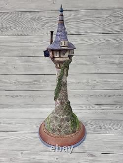 Ornement de la tour de Raiponce 'Rêver de lumières flottantes' des Traditions Disney. PBF