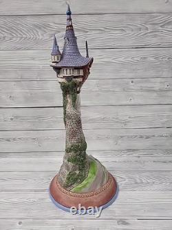Ornement de la tour de Raiponce 'Rêver de lumières flottantes' des Traditions Disney. PBF