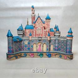 Parcs Disney Château de la Belle au Bois Dormant Jim Shore Château de l'Amour Vrai Enesco