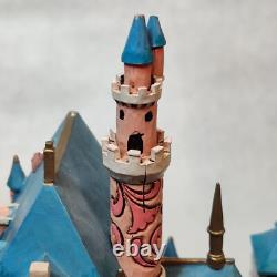 Parcs Disney Château de la Belle au Bois Dormant Jim Shore Château de l'Amour Vrai Enesco