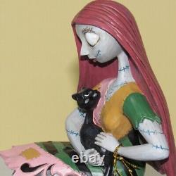 Traditions Disney 6010865 NB4X Sally et le chat sur la pierre tombale Figurine en résine