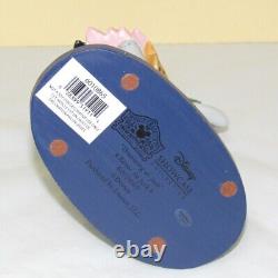 Traditions Disney 6010865 NB4X Sally et le chat sur la pierre tombale Figurine en résine
