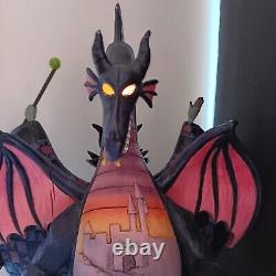 Traditions Disney Jim Shore Maleficent Dragon lançant le sort 4011739 LIRE