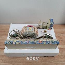 Traditions Disney Jim Shore Une Carrosse Enchanté Vous Attend Figurine Enesco