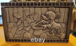 Traditions Disney Mickey Mouse Steamboat Willie Boîte avec Couvercle 4017927