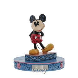 Traditions Disney par Jim Shore Figurine en résine de Mickey Mouse en pose de personnalité