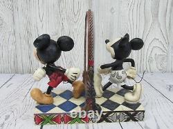 Walt Disney Mickey Mouse 80 Years Of Laughter 4011748 Par Enesco Showcase