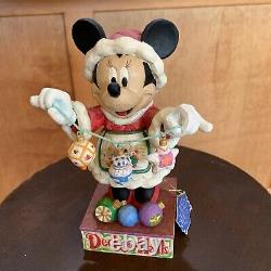 +minnie's Christmas Cheer 4005625 Jim Shore Walt Disney Showcase Minnie Figurine